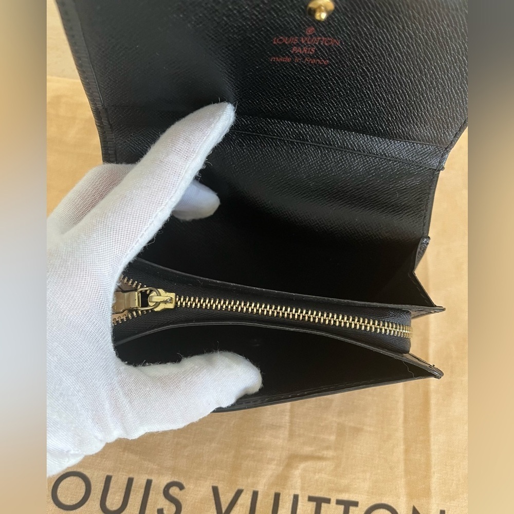 LOUIS VUITTON Black Epi Bifold Wallet Porte-Monnaie Tresor BNWOT 2003 - Picture 11 of 17
